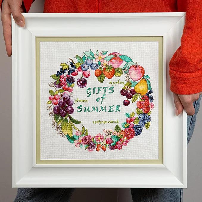 BERRY FRESH "Gifts of Summer", Counted Cross Stitch Kit, 16 count Aida, size 25,5 x 25,5 cm, Charivna mit | Momentos Magicos (M-434) DIY Needlework Crafts, DIY Embroidery kit - Image 4